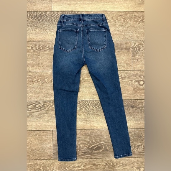 Parasuco dark wash  blue jeans Size 6 - Picture 2 of 3